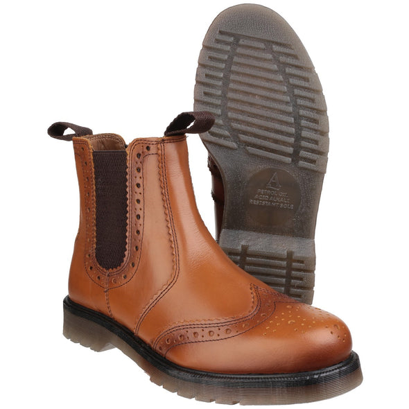 Dalby Pull On Brogue Boot - ghishop