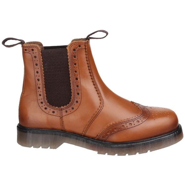 Dalby Pull On Brogue Boot - ghishop